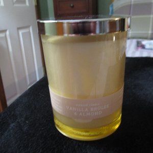 Kirkland's Single Wick Candle Vanilla Brulee & Almond 8.6 oz NEW